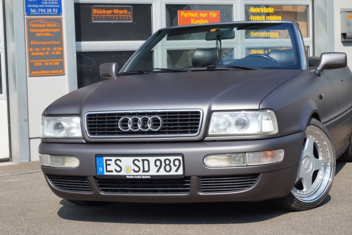 Audi 80 Cabrio Komplett-Folierung in Anthrazitmetallic Matt für Pforzheim und Ulm